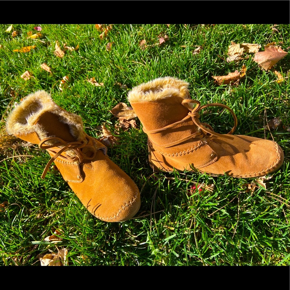 Toms Suede booties/boots
